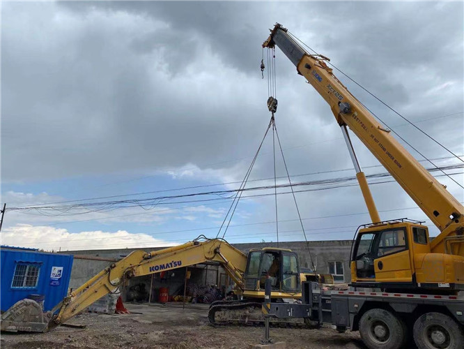 袁州区25吨吊车的工作半径是多少？